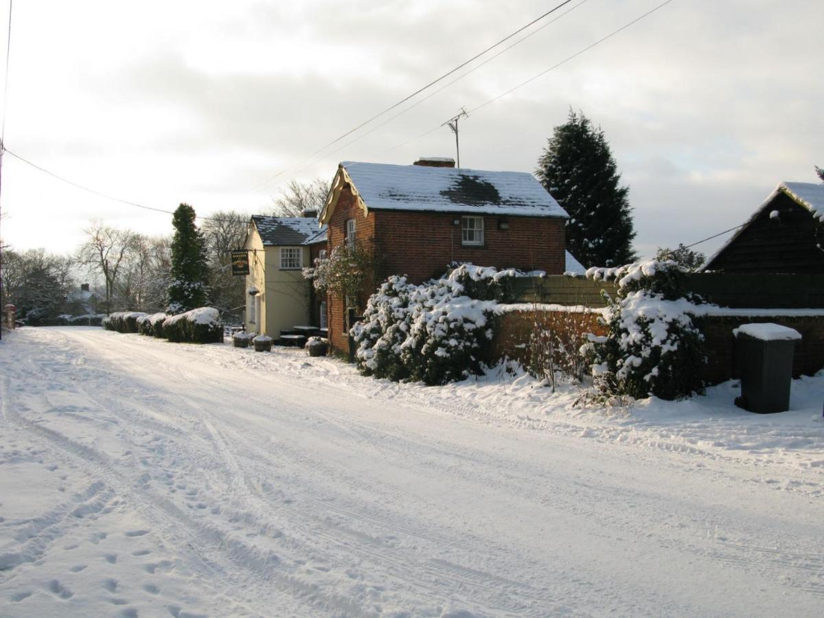 The Compasses Hotel Chelmsford Eksteriør billede